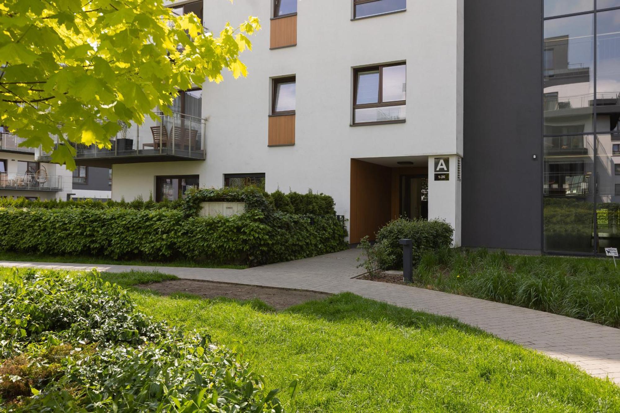 Royal Garden Apartment In Wilanow By Renters Prestige Varsavia Esterno foto