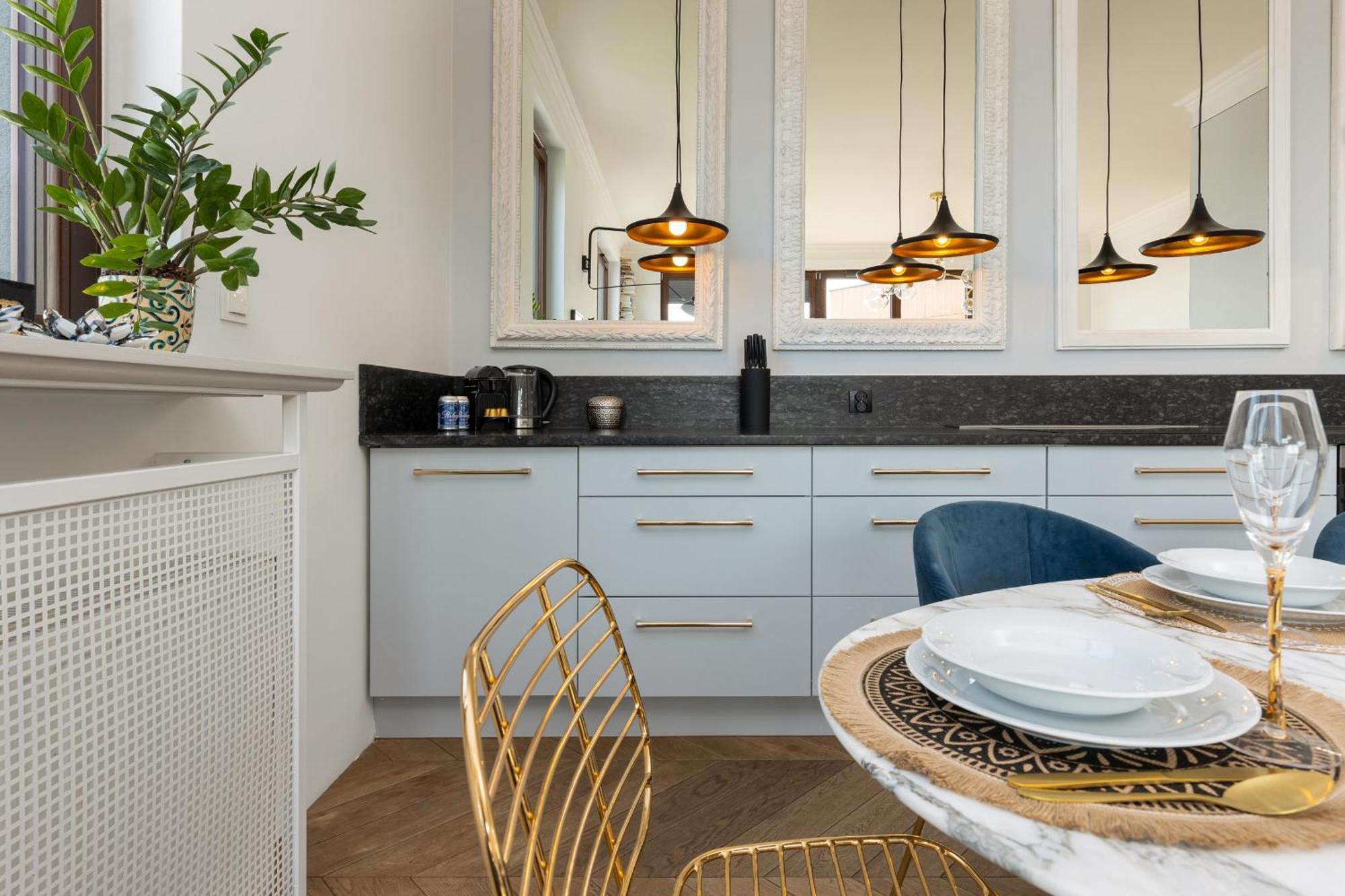 Royal Garden Apartment In Wilanow By Renters Prestige Varsavia Esterno foto