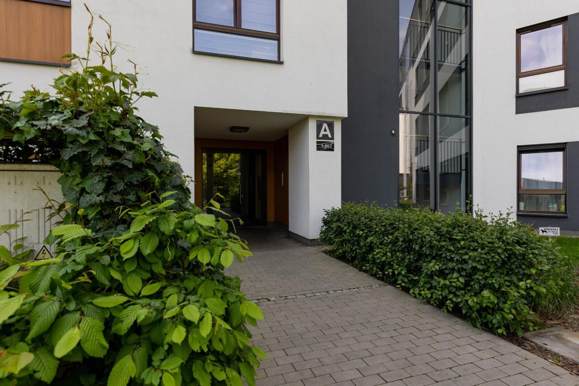 Royal Garden Apartment In Wilanow By Renters Prestige Varsavia Esterno foto